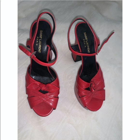 Red sandals - Picture 2 of 7